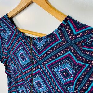 Mudd Girls Short Sleeve Blue and Pink Mini Dress Assymetrical Hem, Size 16